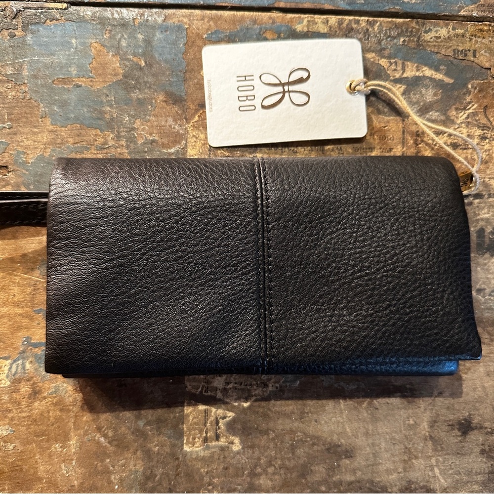 NWT HOBO Keen Continental Wallet / Wristlet Pebbled Velvet Hide Leather Black